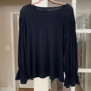 Ann Taylor navy blue top size medium. Worn once